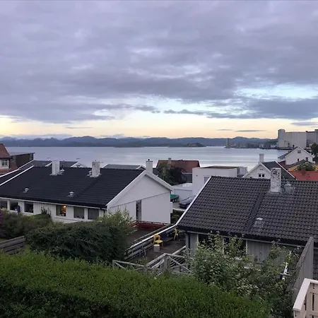 Lovely Views Across The Fjord, Free Parking *