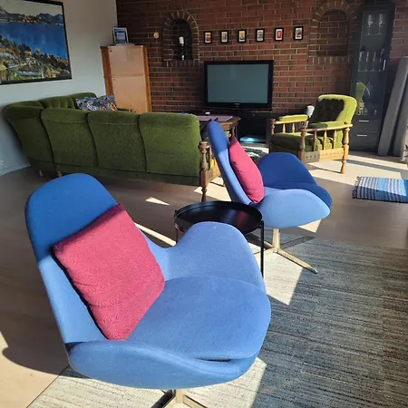 Lovely Views Across The Fjord, Free Parking Apartament