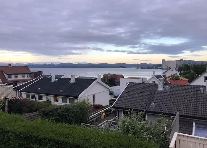 Lovely Views Across The Fjord, Free Parking *